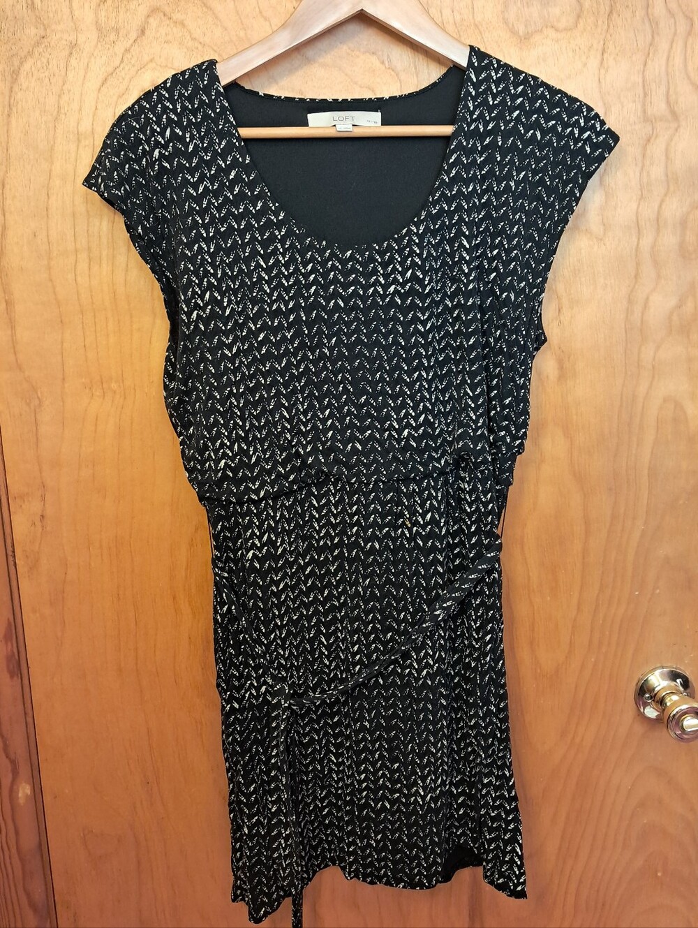 LOFT Black and White Chevron Cap-Sleeve Dress